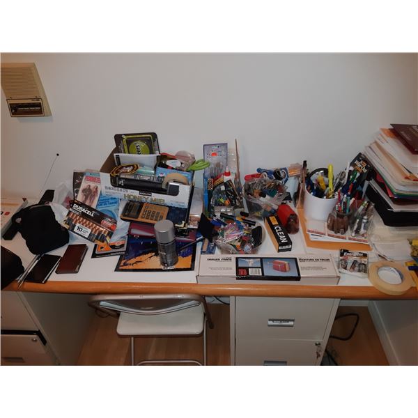 Desk, Office Supplies cat B