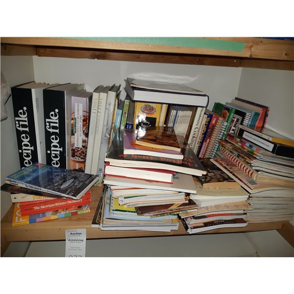 Cookbooks & Granite Ware Cat A