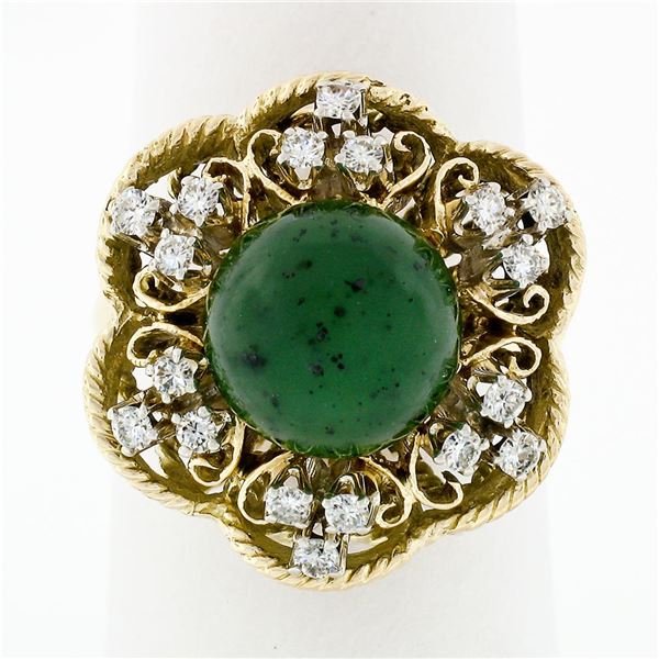 Vintage 18k Yellow Gold Round Jade Solitaire & 0.36 ctw Diamond Halo Frame Ring