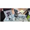 Image 1 : KITCHEN AID PROLINE TILT-HEAD STAND MIXER 5QUARTZ - 4.7LTR. COMES WITH  ATTACHEMENTS SUCH AS: POUR