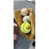 Image 3 : TWO LOISVILLE SLUGGER MITTS AND BALLS, CFL BALL