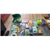 Image 1 : MIX LOT OF GARDINING ITEMS - SEEDS - MIRICLE GROW - OFF PRODUCTS