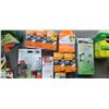 Image 4 : MIX LOT OF GARDINING ITEMS - SEEDS - MIRICLE GROW - OFF PRODUCTS