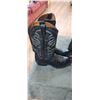 Image 2 : WOMENS 9 1/2 SILVER REBEL COWGIRL BOOTS AND KNEE HIGH BOOTS