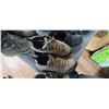 Image 2 : MEN'S VARIOUS FOOTWEAR SZ. 10/11