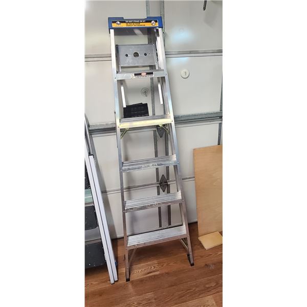 6' ALUMINIUM STEP LADDER