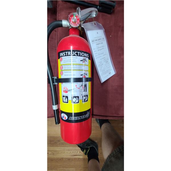 FIRE EXTINGUISHER (X1)