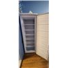 Image 4 : DANDBY UPRIGHT FREEZER 21" X 64' X 22 "