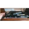 Image 3 : MAGNAVOX DVD/BLUERAY PLAYER