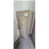 Image 2 : FOUR DRAWER FILING CABINET