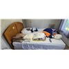 Image 3 : DOUBLE BED WITH OAK HEADBOARD AND A BOX SPRING