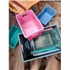 Image 1 : TOTE WITH PLASTIC STORAGE CONTAINERS
