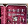Image 2 : VINTAGE COCKTAIL SET IN CASE