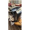 Image 3 : KEURIG COFFEE MAKER