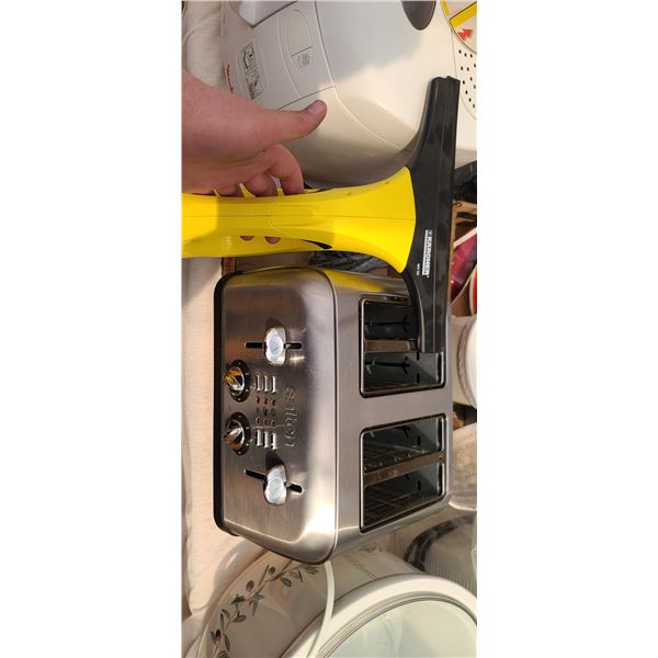KARCER TILE CLEANER AND SULTAN 4PC TOASTER