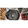 Image 3 : BLACK AND DECKER ELECTRIC WOK