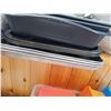 Image 7 : BAKING SHEETS, MUFFIN TINS, BREAD PANS