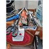 Image 1 : ASSORTED KITCHEN UTENSILS, CARVING KNIFE SET