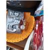 Image 3 : CHILD SAFETY, MISC. KITCHEN