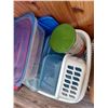 Image 2 : RUBBERMAID CONTAINERS