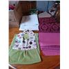 Image 1 : TABLE CLOTHS AND UNDERLAY