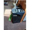 Image 4 : STAINLESS STEEL GARBAGE CAN COMES WITH TRASH CAN AND SWIFFER MOP