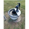 Image 1 : WATER FOUNTAIN WITH PUMP JACK