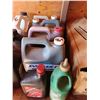 Image 1 : 4 CYCLE ENGINE OIL 10W40