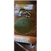 Image 3 : ANTIQUE BRUNSWICK GRAMMAPHONE C/W 45 & 78 RECORDS
