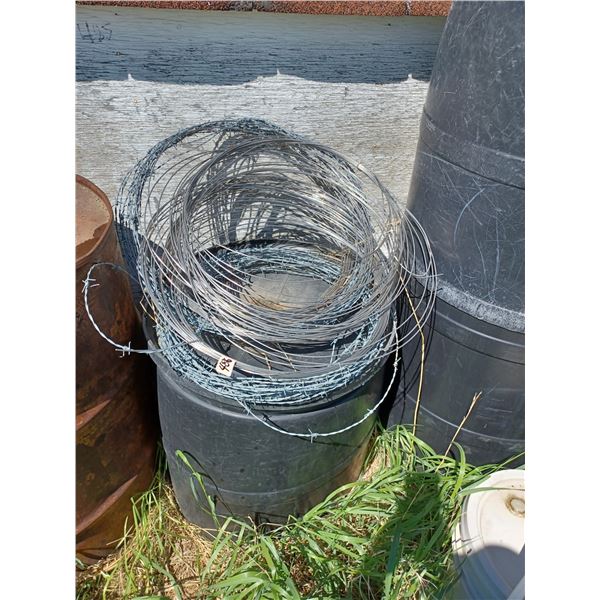 BARB WIRE (X2) + PAIGE WIRE (X1)