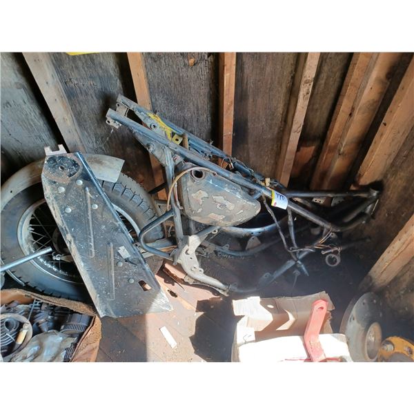 MISC. MOTORBIKE PARTS & FRAME