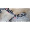 Image 8 : "CLIP GEAR" COLLAPSABLE GOLF CADDY