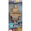 Image 1 : "WESTWARD" V6 BENCH VICE/ANVIL