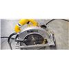 Image 2 : "DEWALT" DW368 7 1/4" TYPE 4 CIRCULAR SAW