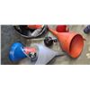 Image 2 : MISC. OIL CANS, FUEL/OIL FUNNELS & LUBRICANTS