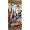 Image 6 : ASSORT. FENCING, TIN SNIPS, LINESMAN PLIERS, ETC.