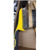 Image 3 : FLAT STEEL RIGID BRUSHES