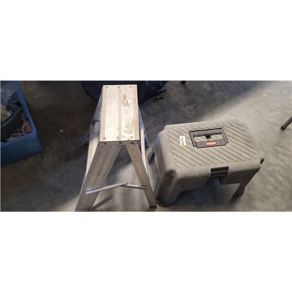 RUBBERMAID STEP STOOL/TOOL BOX & ALUMINUM 2-STEP LADDER