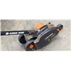 Image 3 : BLK & DECKER ELECTRIC EDGE HOG W/ 3 DEPTH SETTINGS & SPARE BELT.