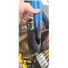 Image 7 : LARGE LOT OF ASSORTED SCREWDRIVERS