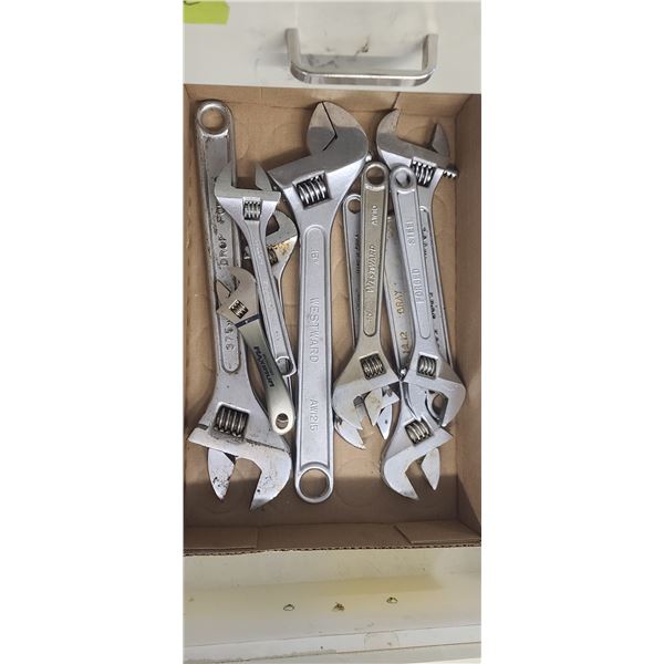 MIX LOT OF METRIC AND IMPERIAL CRESENT WRENCHES