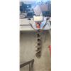 Image 2 : STIHL BT 106C AUGER