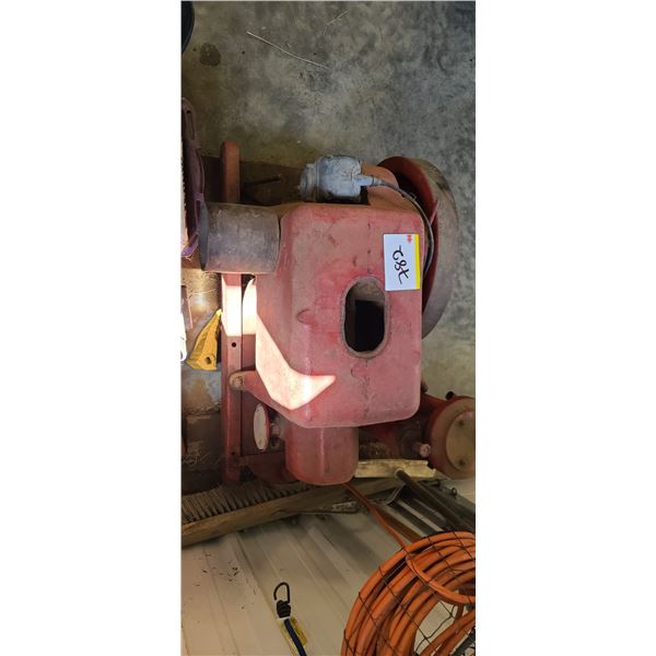 INTERNATIONAL HARVESTER TYPE P PULLEY ENGINE