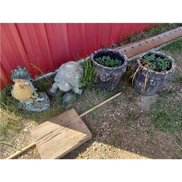 TWO LOG STYLE PLANTERS, ROOSTER AND TURTLE PLANT POTS