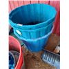 Image 5 : LOT OF SIX LARGE BUCKETS