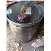 Image 3 : 45 GAL OIL DRUM, CAPS AND PUMP PIPE