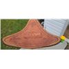 Image 2 : COLLAPSABLE TOOLED LEATHER 3 LEGGED STOOL