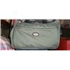 Image 2 : LARGE QTY. OF SUITE & TRAVEL CASES & BAGS