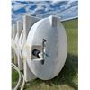 Image 3 : 5' X 5' X 10FT. PLASTIC WATER TANK C/W VALVE & 2 HOSE PCS.