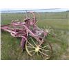 Image 2 : ANTIQUE GRADER W/ STEEL WHEELS & SEAT